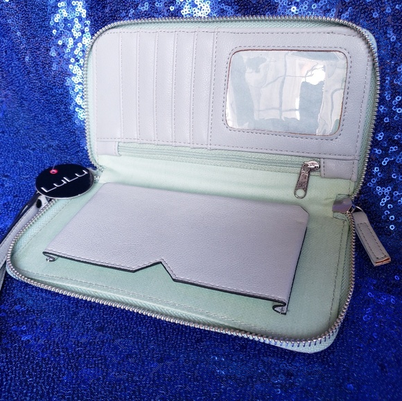 Wallet - Picture 3 of 4